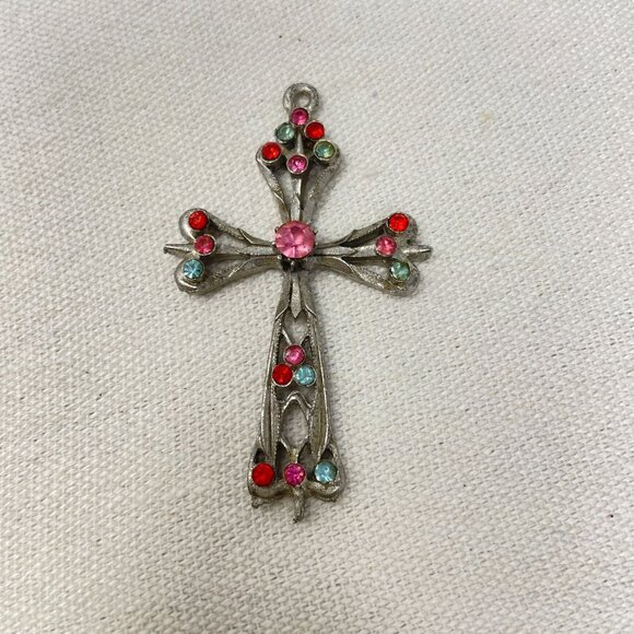 Vintage Cross Pendant Crucifix Religion Christianity Spirituality 2.5&quot; Silv - Picture 1 of 8